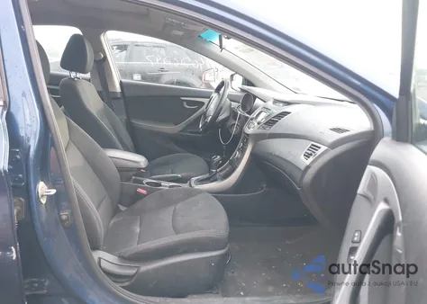 2015 Hyundai Elantra Se z USA, uszkodzony, nr VIN 5NPDH4AE7FH611702